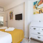 Gia's Homes By Lovelystay Apartmán